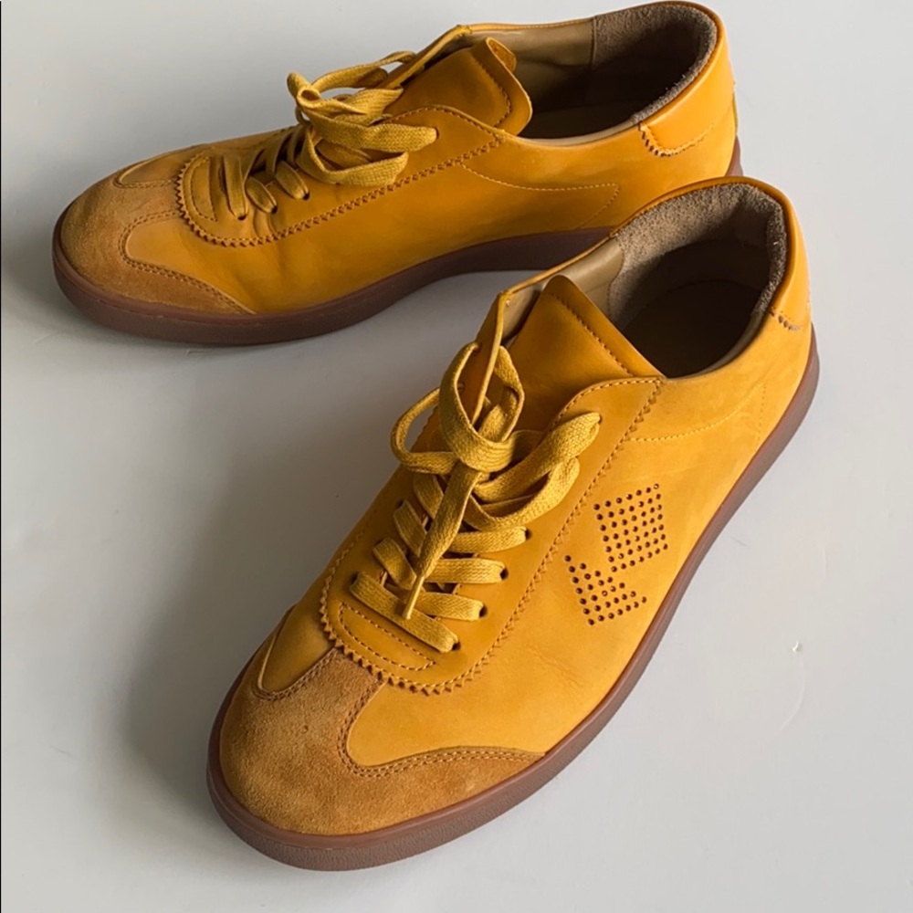 Trendy 👞 by KOIO